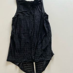 Lululemon mesh tank